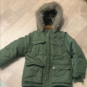 Boys size 6 Green Hooded Parka